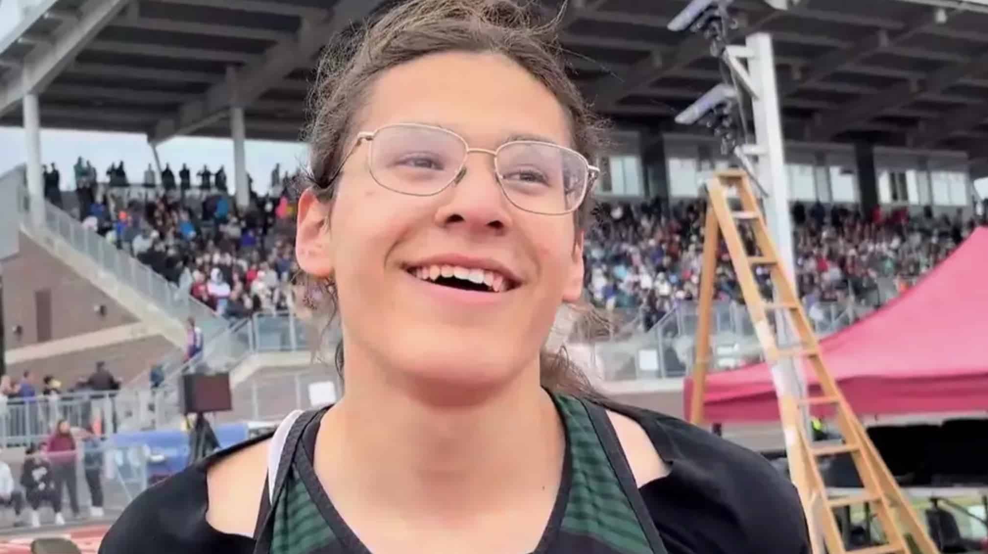 Atleta trans tem mensagem forte após vencer campeonato de atletismo pelo segundo ano consecutivo Atleta trans tem mensagem forte para críticos após vencer campeonato de atletismo pelo segundo ano consecutivo