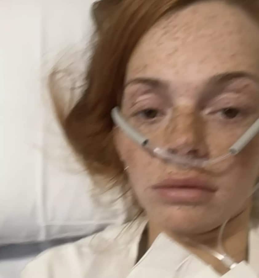Mulher, de 28 anos, compartilha sintomas que foram descartados por médicos 9 vezes antes de ser diagnosticada com câncer de estágio 4 Georgia agora está focada em criar memórias com seu filho (Kennedy News and Media)