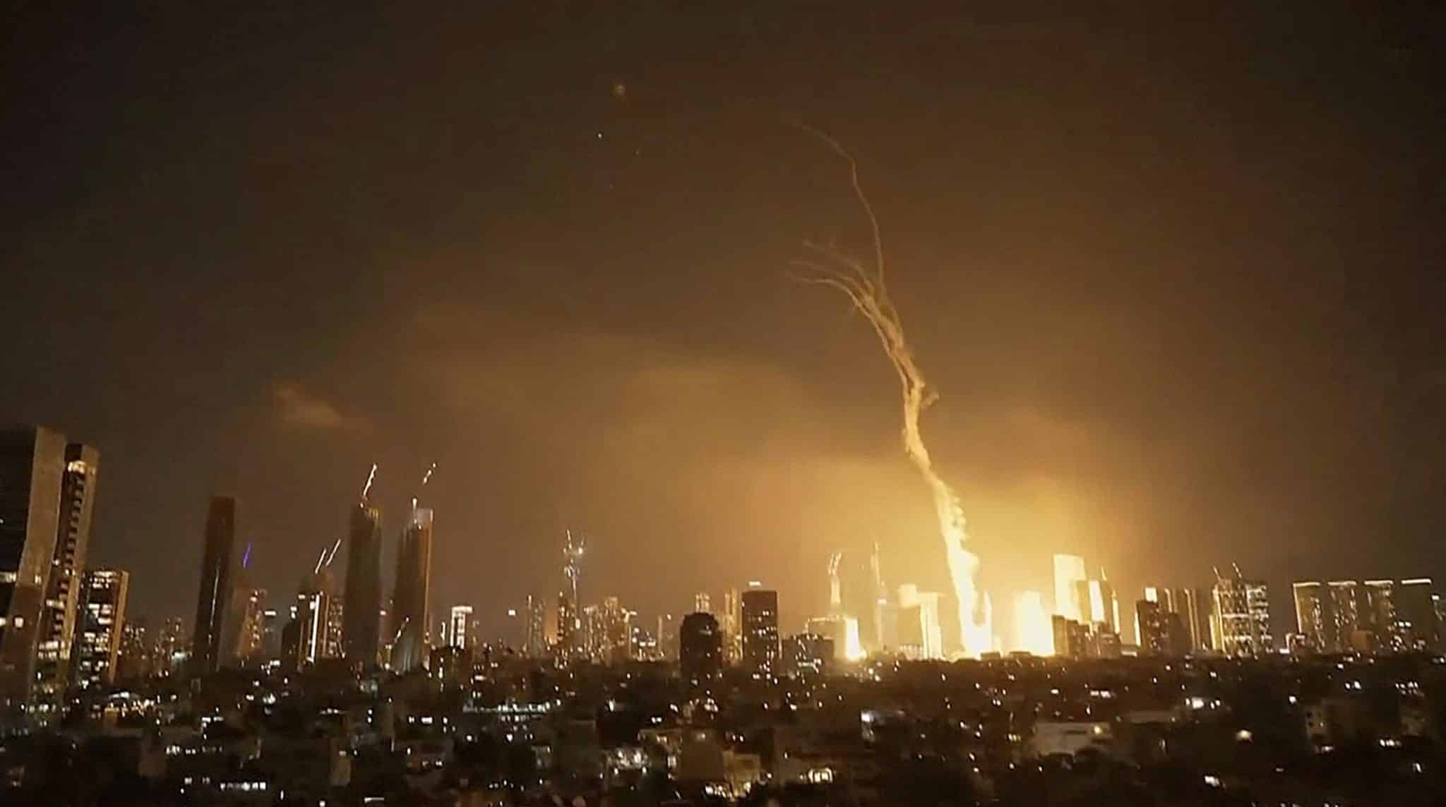 Irã ataca Israel de volta Irã ataca Israel de volta