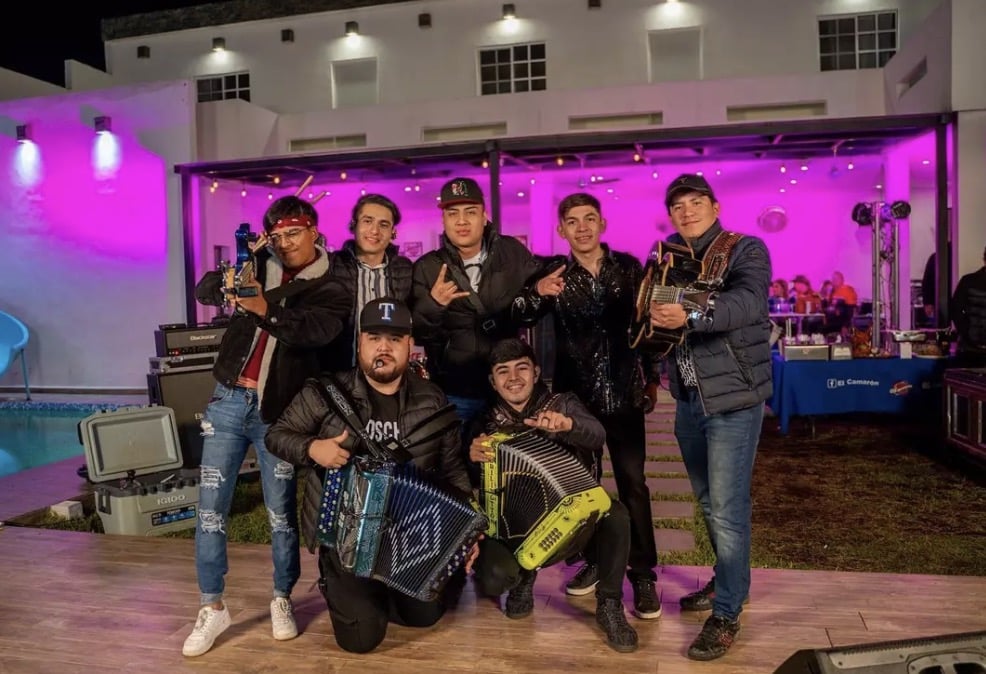 Los Juniors de Monterrey desapareceram misteriosamente enquanto iam se apresentar em um show (Facebook)