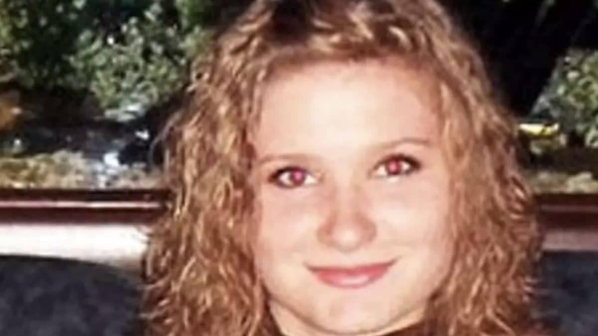 Mulher sofreu uma das piores mortes possíveis ao ser devorada viva por um urso enquanto falava ao telefone com a mãe.