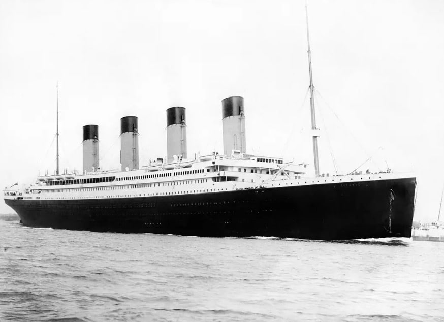 O Titanic afundou em 1912.