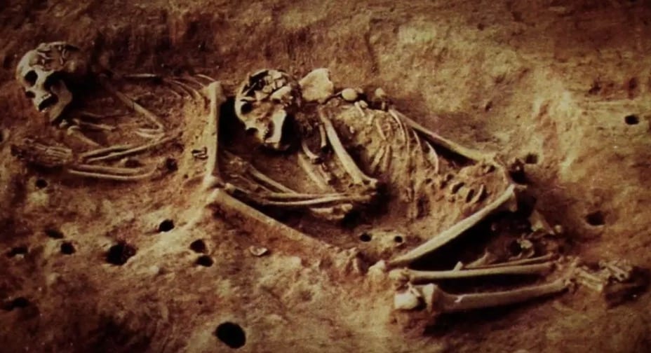 Arqueólogos descobrem esqueletos de 6.000 anos com DNA inexplicável que pode reescrever a história O povo Checua não compartilha DNA com mais ninguém