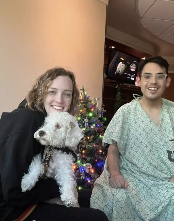 Homem publica último apelo emocionante após anunciar sua própria morte no TikTok Shay e Tanner compartilharam suas aventuras da lista de desejos online.