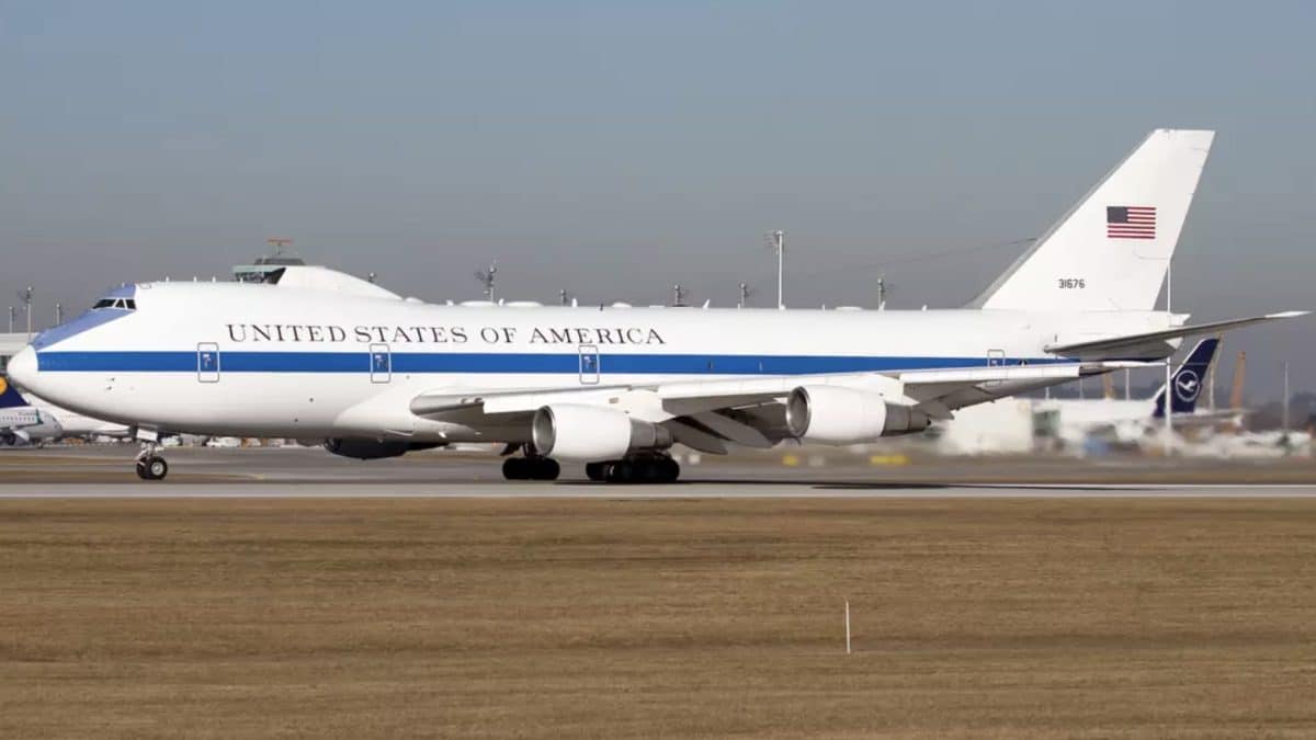 avião
