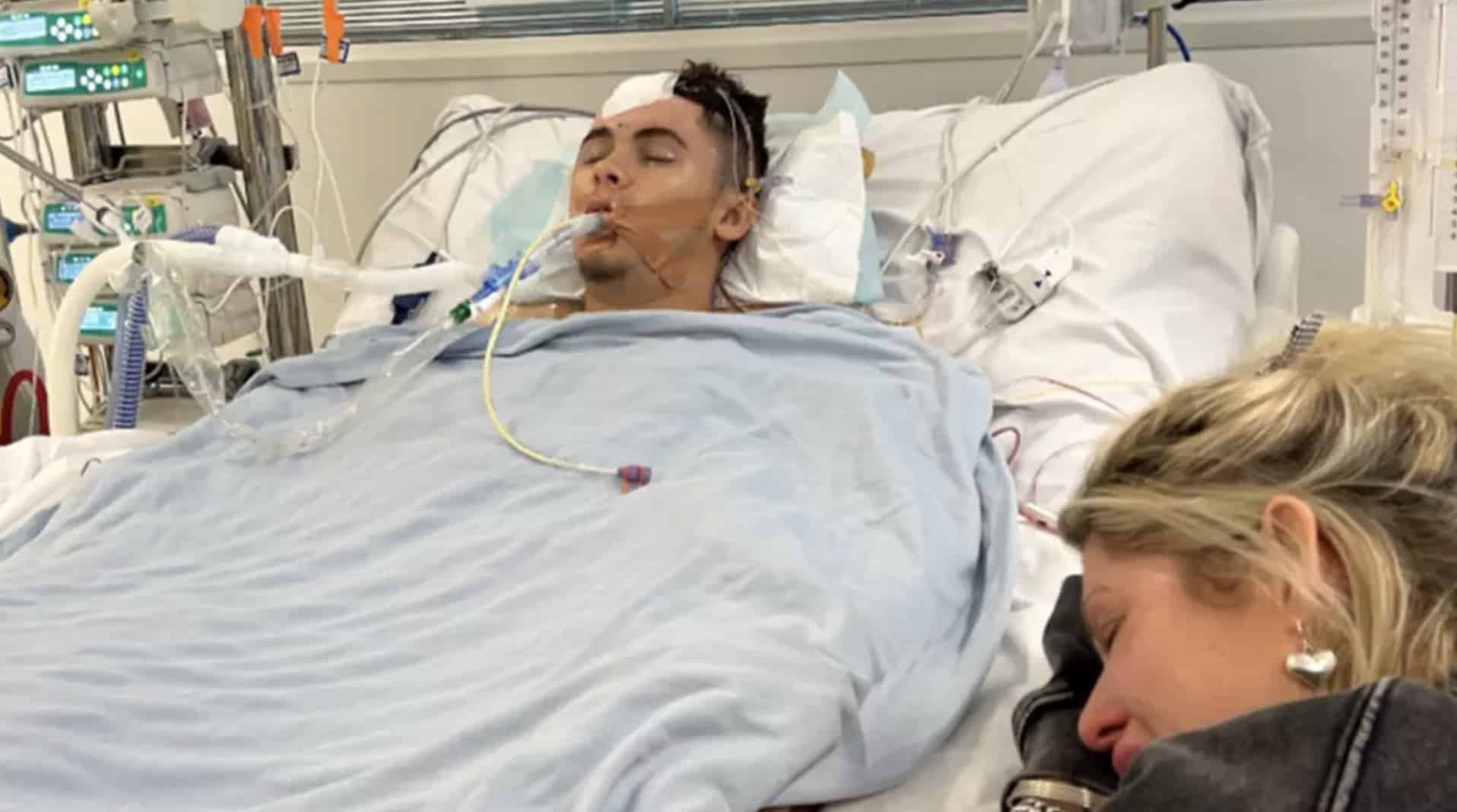 Adolescente morre após bater a cabeça em trágico acidente enquanto comemorava "nova vida" com a namorada Adolescente morre após bater a cabeça em trágico acidente enquanto comemorava "nova vida" com a namorada