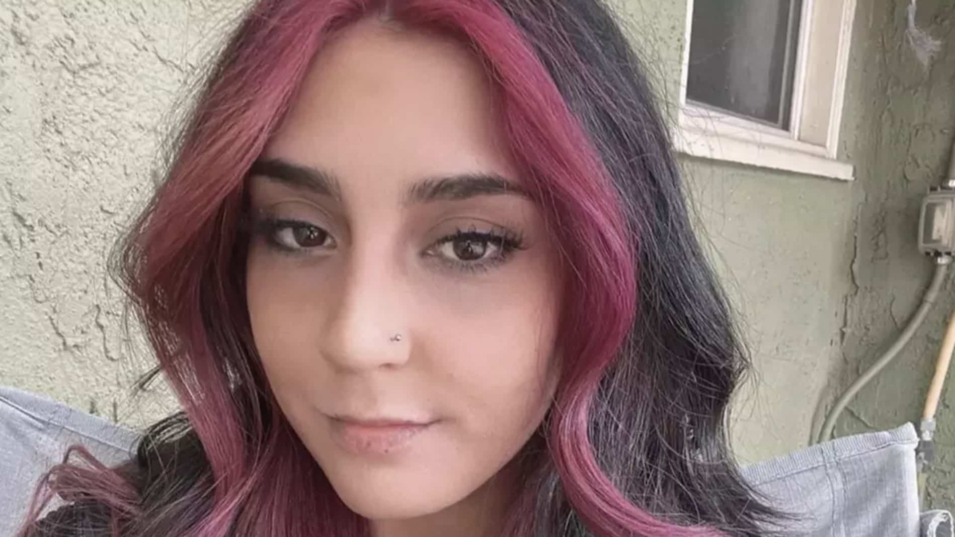 Funcionária de 24 anos, que ficou em morte cerebral após gerente "sentar sobre ela", morre Funcionária de 24 anos, que ficou em morte cerebral após gerente "sentar sobre ela", morre