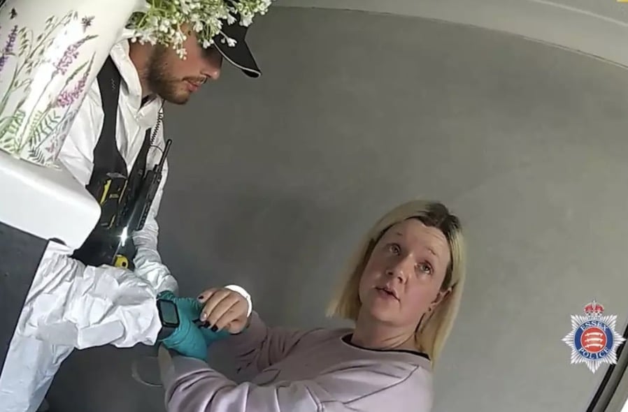Ginny, ao ser presa em 2023, “confessou imediatamente” (Polícia de Essex)
