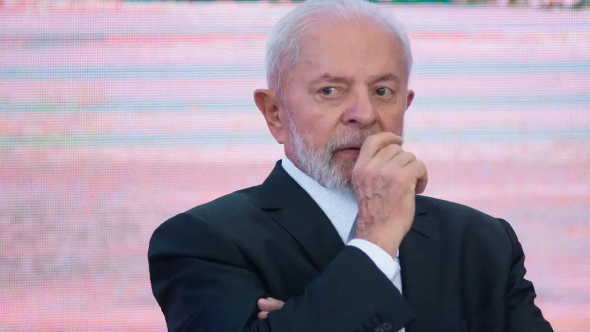 Lula responde Trump após EUA impor tarifa de 50% sobre o Brasil