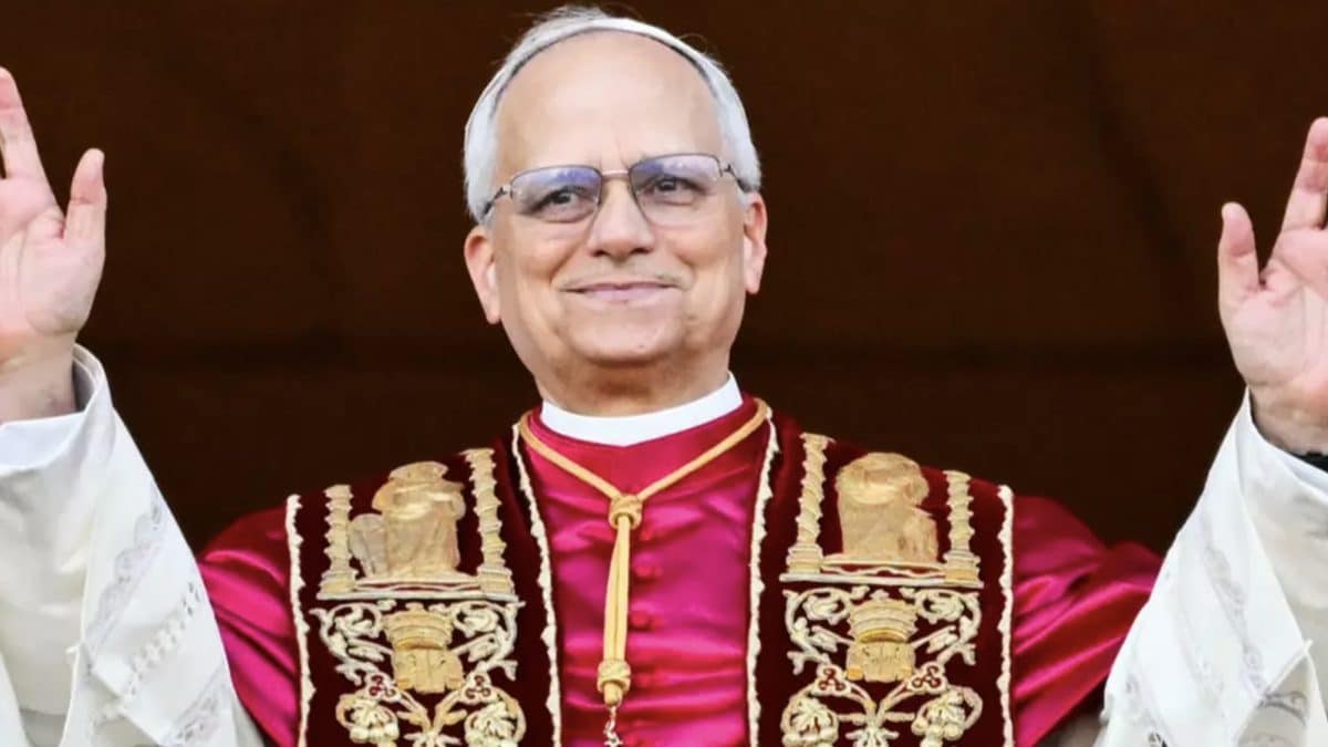 Médico responsável pelo primeiro milagre do Papa Leão quebra o silêncio após supostamente salvar bebê prematuro com oração