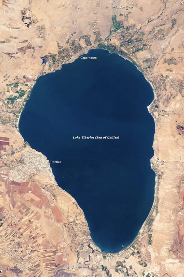 O Mar da Galileia é onde o “Barco de Jesus” foi encontrado (Experimento SS Crew Earth Observations e Laboratório de Ciência e Análise de Imagens, Centro Espacial Johnson)