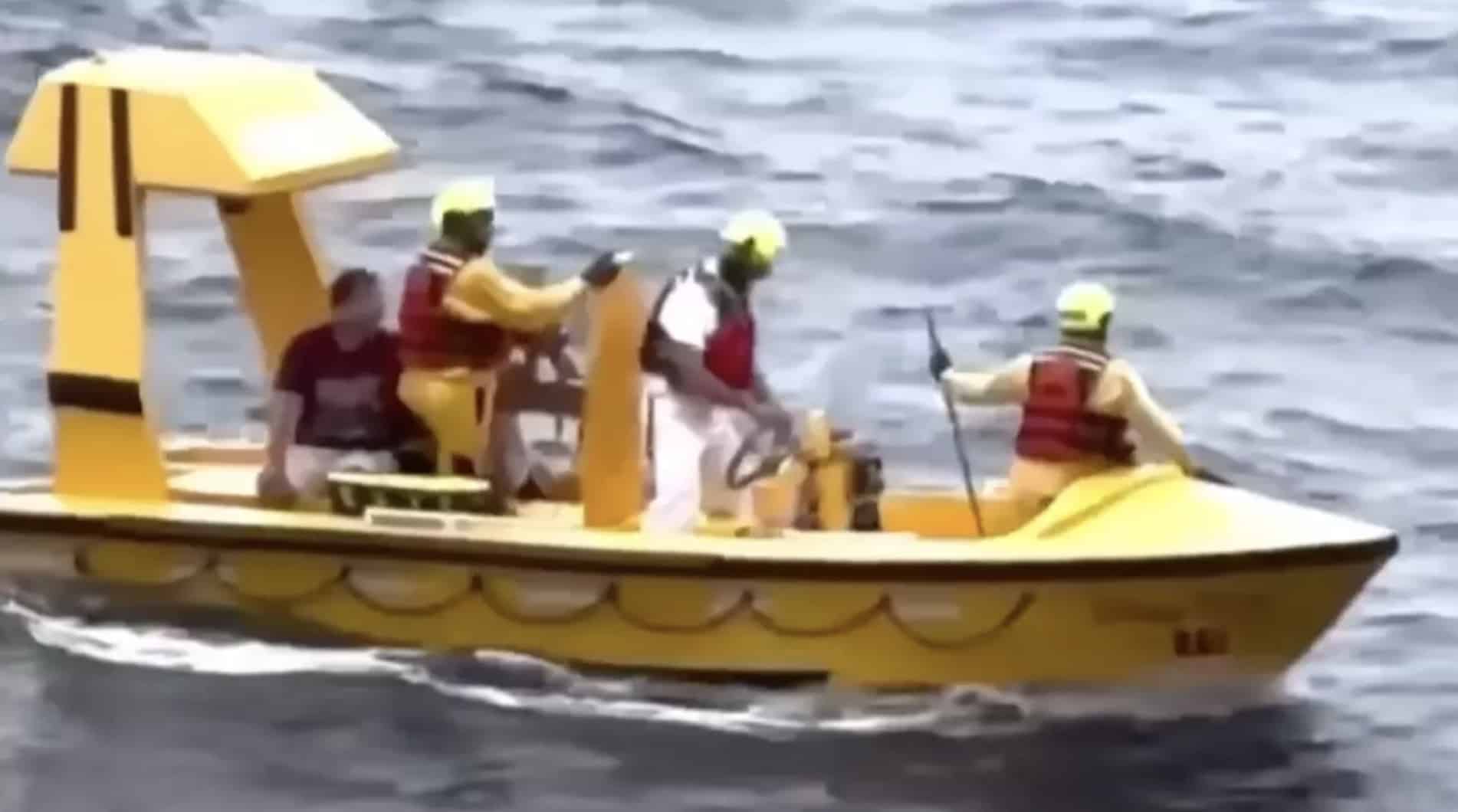 Testemunhas descrevem o que ouviram quando menina caiu ao mar em cruzeiro da Disney e o pai pulou para resgatá-la Testemunhas descrevem o que ouviram quando menina caiu ao mar em cruzeiro da Disney e o pai pulou para resgatá-la