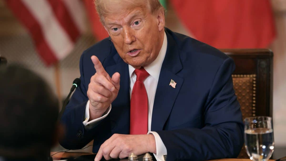 Trump acusa Brasil de não estar "sendo bom" para EUA e diz que anunciará nova tarifa "até amanhã"