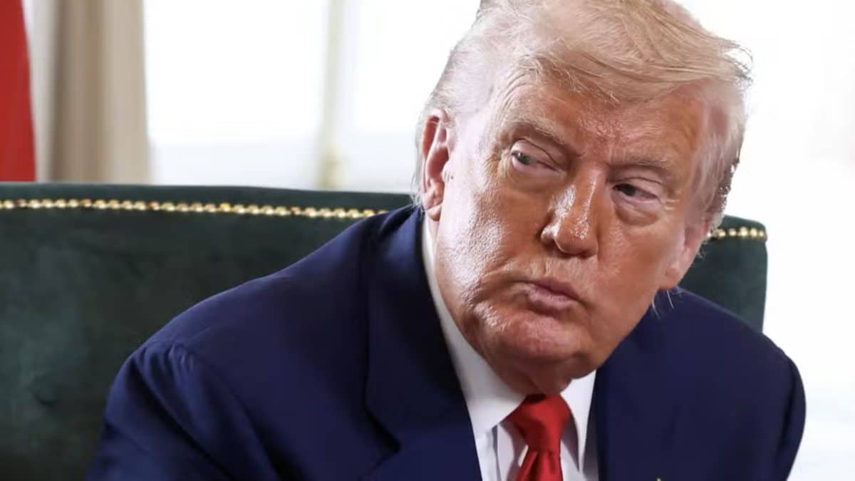 Trump assina ordem que implementa tarifa de 50% sobre o Brasil