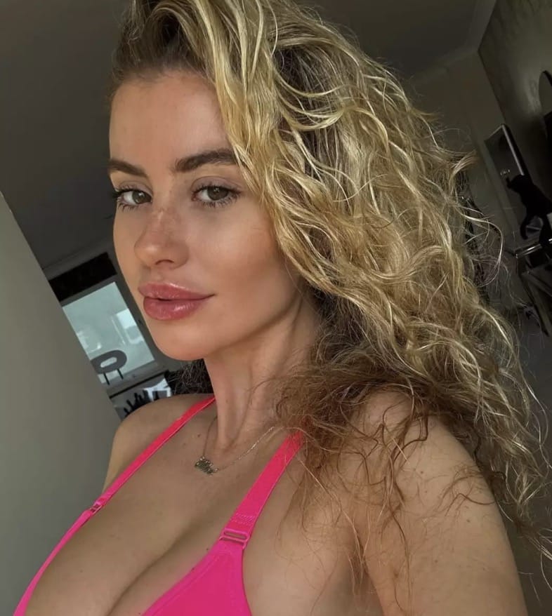 A modelo britânica Chloe Ayling foi sequestrada em 2017 (chloeayling97/Instagram)