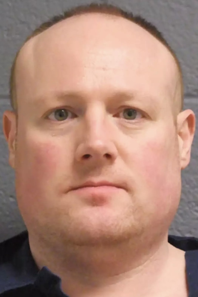 Mulher que foi mantida em cativeiro por perseguidor em bunker à prova de som por 13 anos fala sobre experiência aterrorizante Christopher Thomas foi condenado a 40 a 60 anos de prisão (Michigan Department of Corrections)