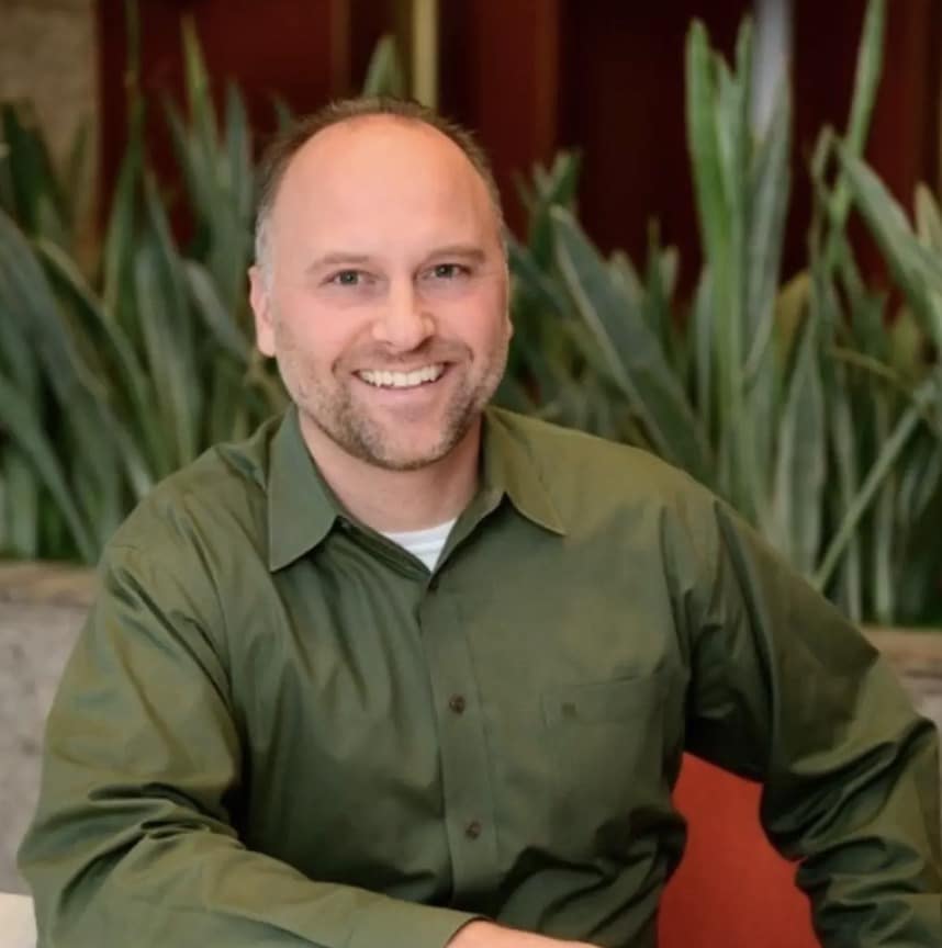 Advogado oferece visão sobre o comportamento de adolescente e possível motivação por supostamente matar os pais e 3 irmãos Mark Humiston was an Associate Principal at Hargis Engineers (LinkedIn)