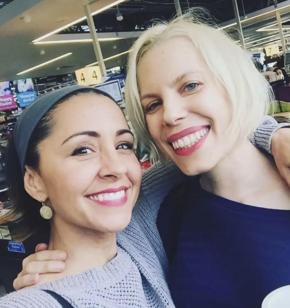 Molly e sua melhor amiga Nikki Boyer criaram um podcast para eternizar suas aventuras sexuais (Instagram/@nikkiboyer)