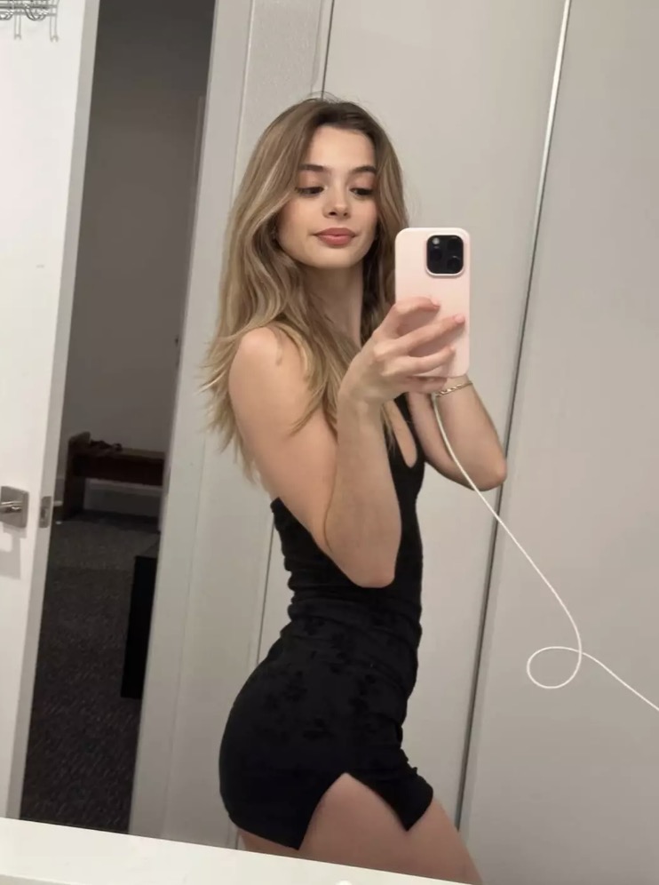 Molly revelou quanto ganha com o OnlyFans (Instagram/@maybemollyyy)