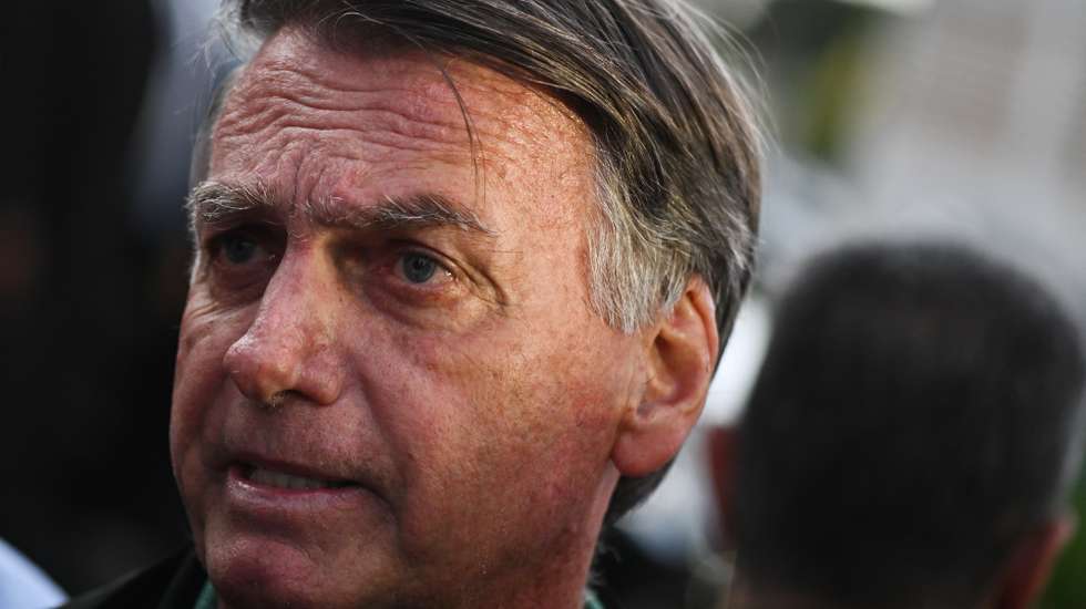 Moraes decreta prisão domiciliar de Jair Bolsonaro Moraes decreta prisão domiciliar de Jair Bolsonaro