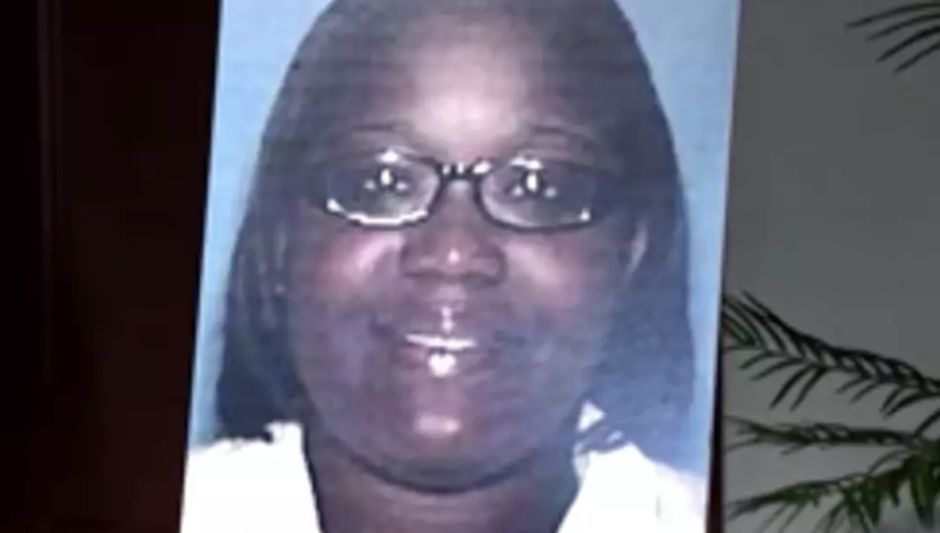 Mulher acusada de assassinar e se passar pela namorada por quase uma década é desmascarada após descoberta chocante de DNA Mulher acusada de assassinar e se passar pela namorada por quase uma década é desmascarada após descoberta chocante de DNA