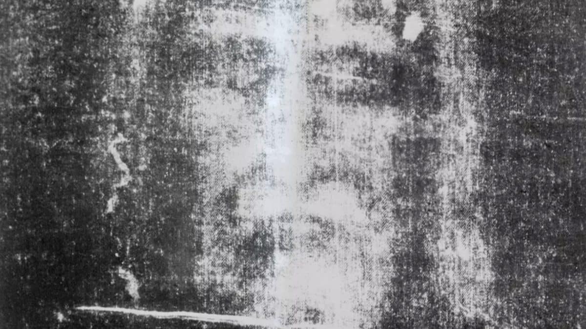 Pesquisador revela evidência reveladora no mistério do Sudário de Turim após ele ter sido considerado o pano de sepultamento de Jesus