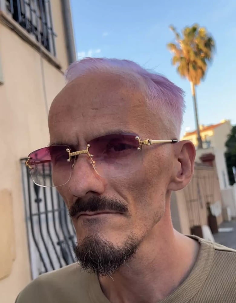 Streamer "torturado" por 10 dias enviou mensagem final de partir o coração antes de morrer em frente à câmera Sua morte está sendo investigada (jeanpormanove/Instagram)