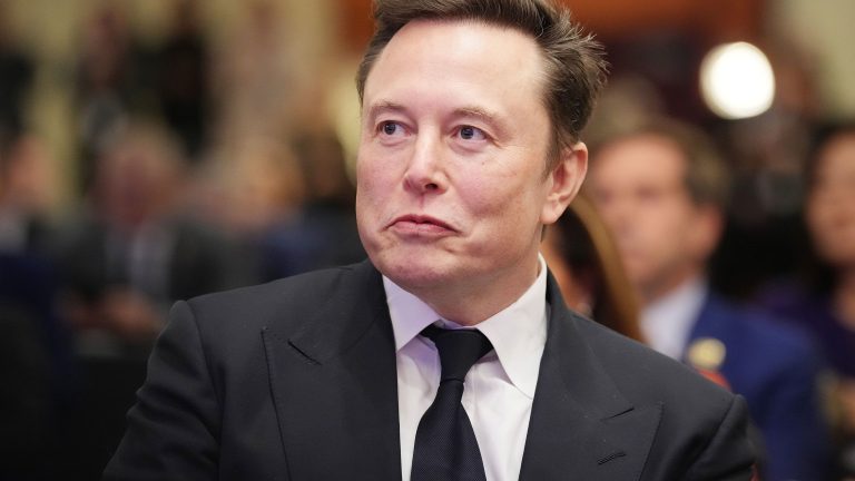 Elon Musk lançou um alerta para toda a humanidade