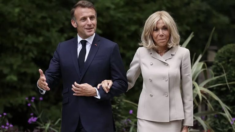 Esposa do Macron apresentará ao tribunal "provas científicas" de que é mulher