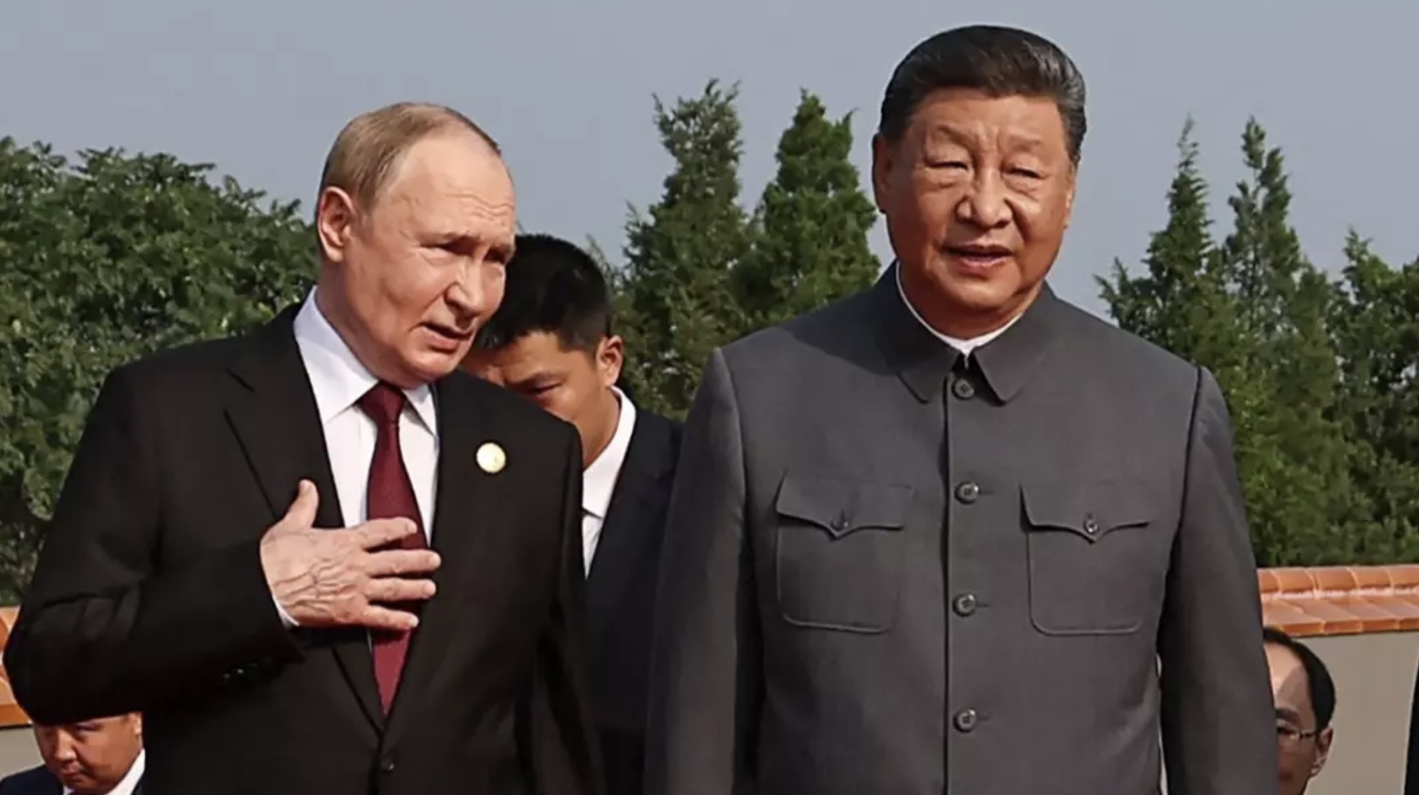 Microfone flagra Putin e Xi Jinping em conversa estranha sobre transplantes de órgãos e imortalidade