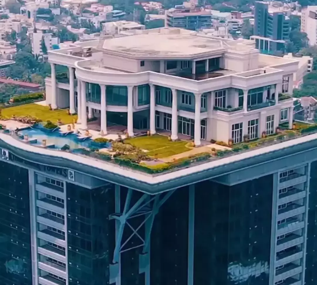 Dono da polêmica “mansão no céu” de US$ 20 milhões, construída no topo de um arranha-céu de 120 metros, pode nunca morar nela