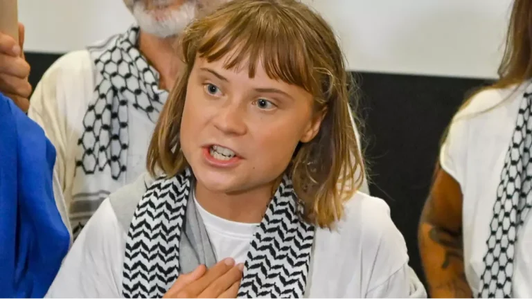 Greta Thunberg responde após Trump afirmar que ela tem "problemas de controle de raiva"