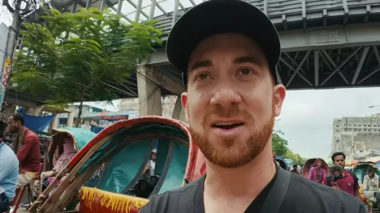 Homem que visitou todos os países do mundo compartilha o lugar mais sujo que já conheceu