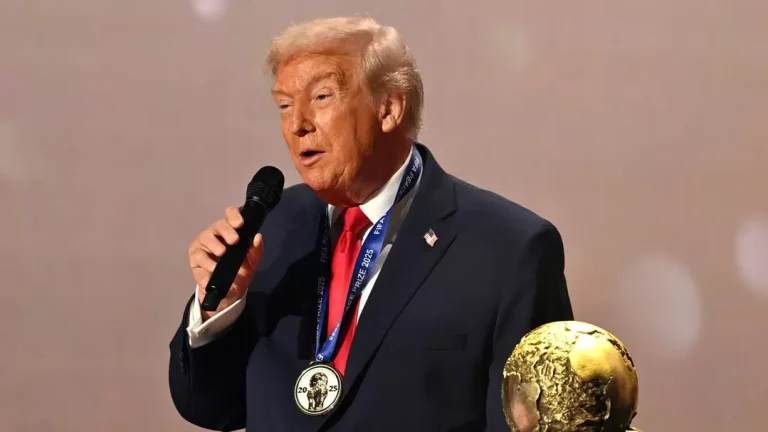 A FIFA "toma decisão final" sobre banir um país da Copa do Mundo após a polêmica do veto de viagens de Trump
