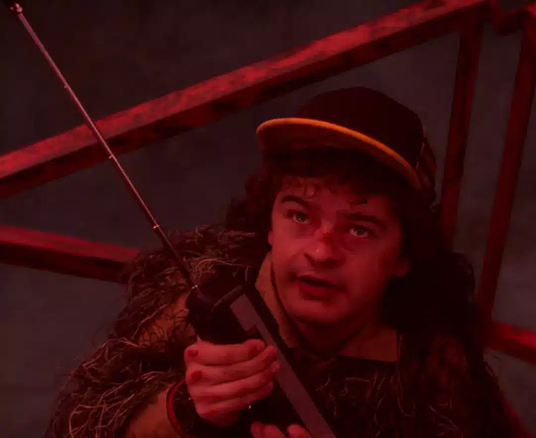 Gaten Matarazzo nasceu com uma condição comovente que foi incorporada em toda a série Stranger Things