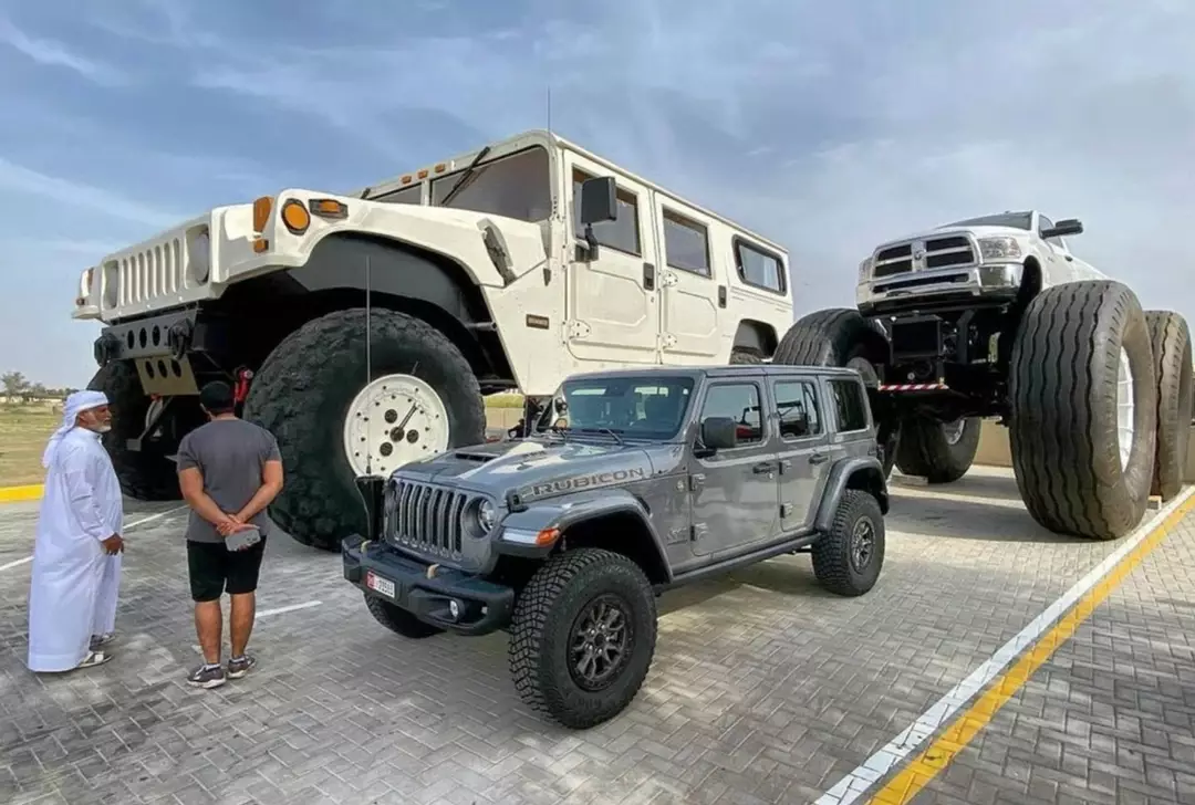 Homem com patrimônio de US$ 20 bilhões fez um pedido de carros tão grande que paralisou uma fábrica da Mercedes