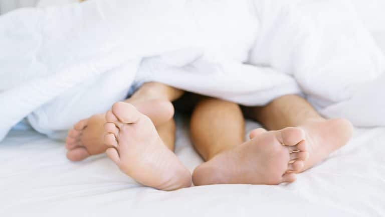 Significado de "heteroflexível" explicado, enquanto especialistas dizem que foi a sexualidade que mais cresceu no ano passado