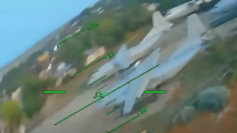 Ucrânia destrói US$ 1 bilhão em aeronaves russas em uma operação militar "ultrassecreta"
