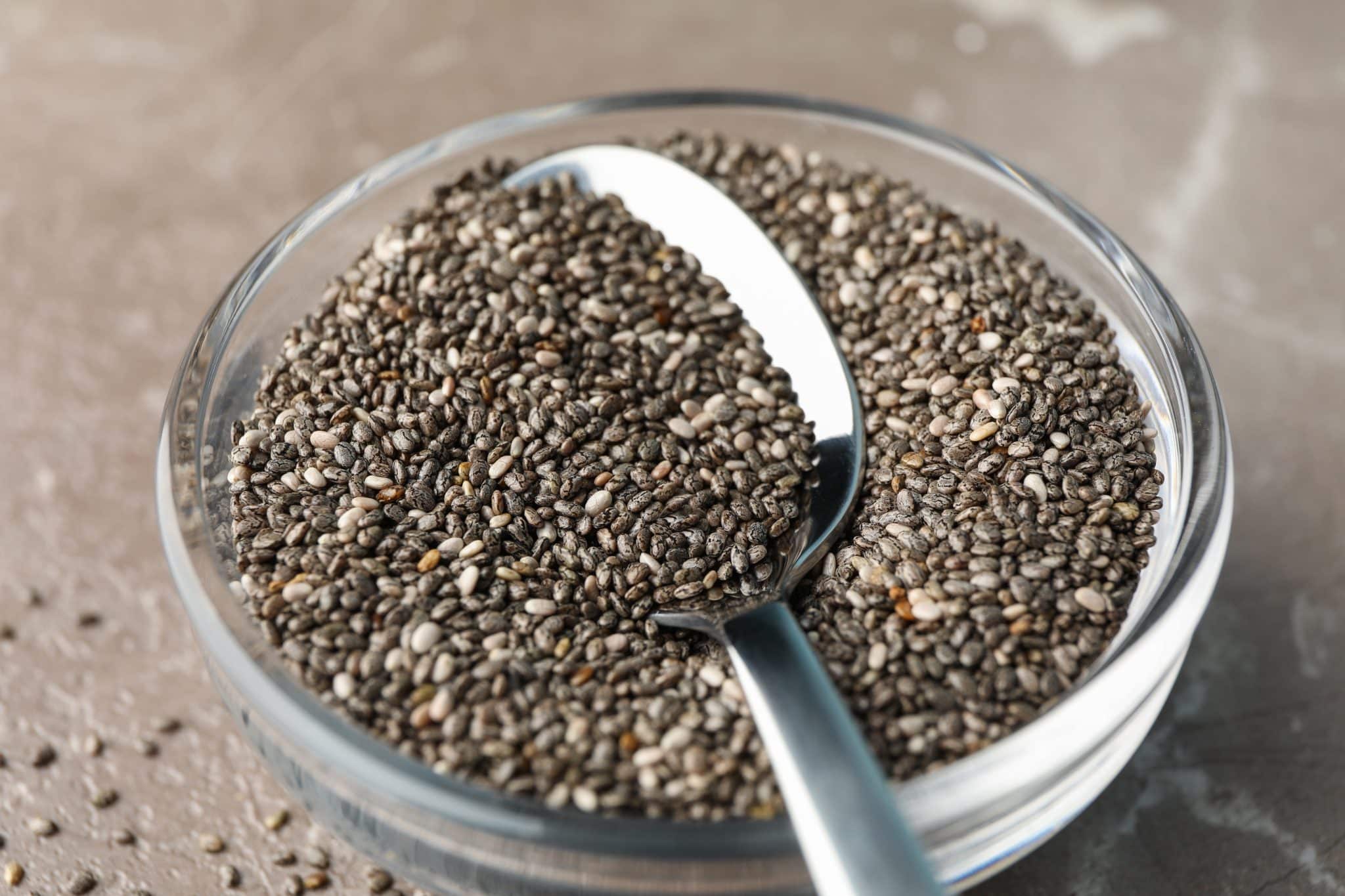 Nutricionista faz alerta para pessoas que consomem o “superalimento” chia