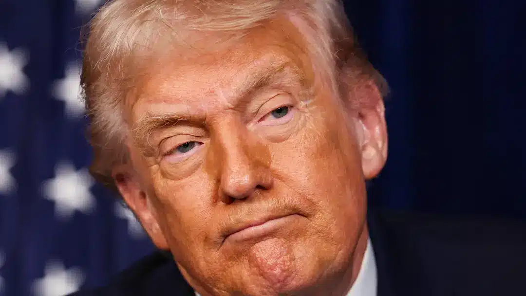 Desenho de séculos atrás levanta teoria bizarra de que Donald Trump seria um viajante do tempo