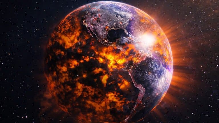 Dois países sobreviveriam se uma guerra nuclear que poderia matar "cinco bilhões em dias" começasse hoje