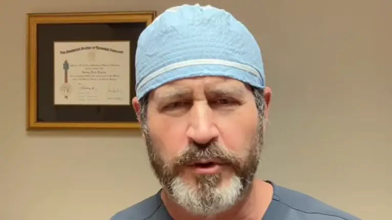 Médico explica os riscos da "pior coisa que você pode fazer com o seu corpo"