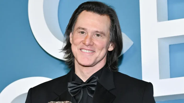 Teoria da conspiração bizarra sobre Jim Carrey explicada, enquanto maquiador afirma que ele foi o ator durante aparição recente com "novo visual"