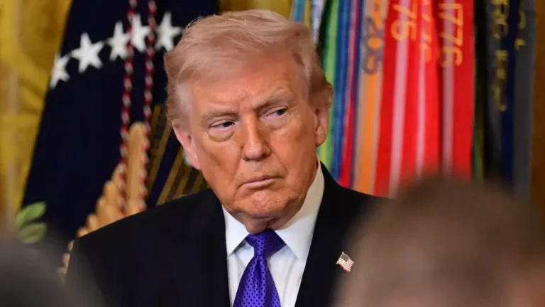 Trump revela seu próximo alvo e faz um alerta assustador: