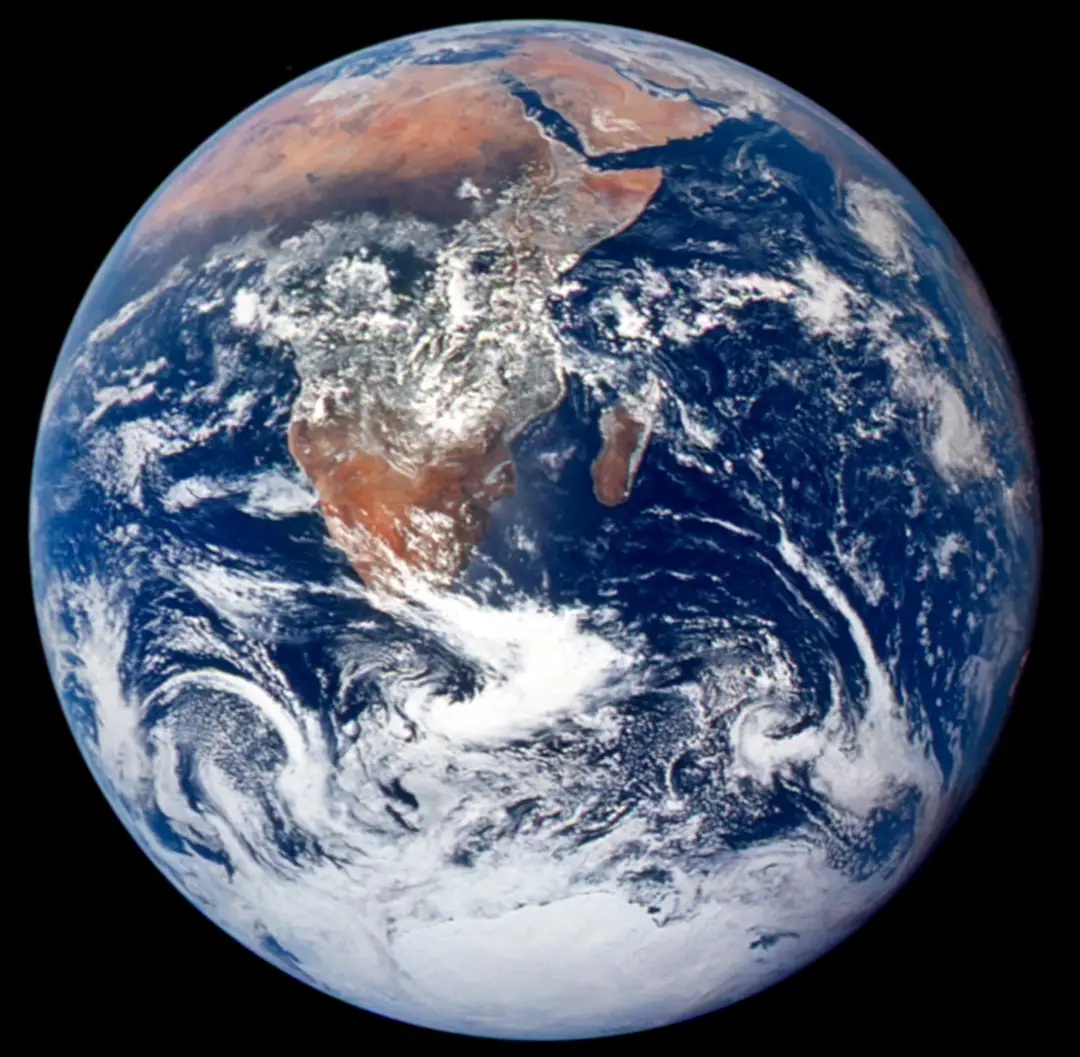 Pessoas levantam grande questionamento após a NASA divulgar imagem da Terra feita pela tripulação da Artemis II