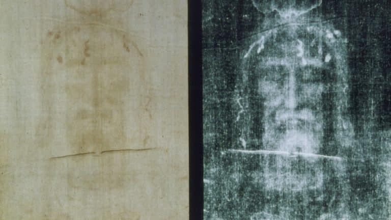 Descoberta de DNA lança nova luz sobre as origens do Santo Sudário