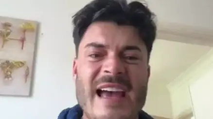 Homem é demitido após chefes imprimirem 50 horas do histórico de buscas dele na internet