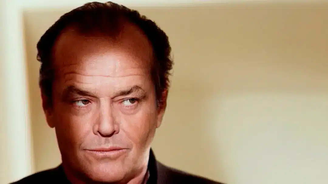Jack Nicholson descobriu que a irmã era, na verdade, sua mãe depois que ambas já haviam morrido