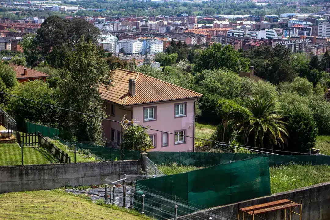 A casa onde as crianças ficaram por mais de três anos.