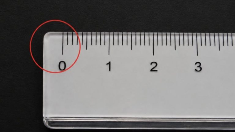 Para que serve aquele pequeno espaço antes do número zero na régua?